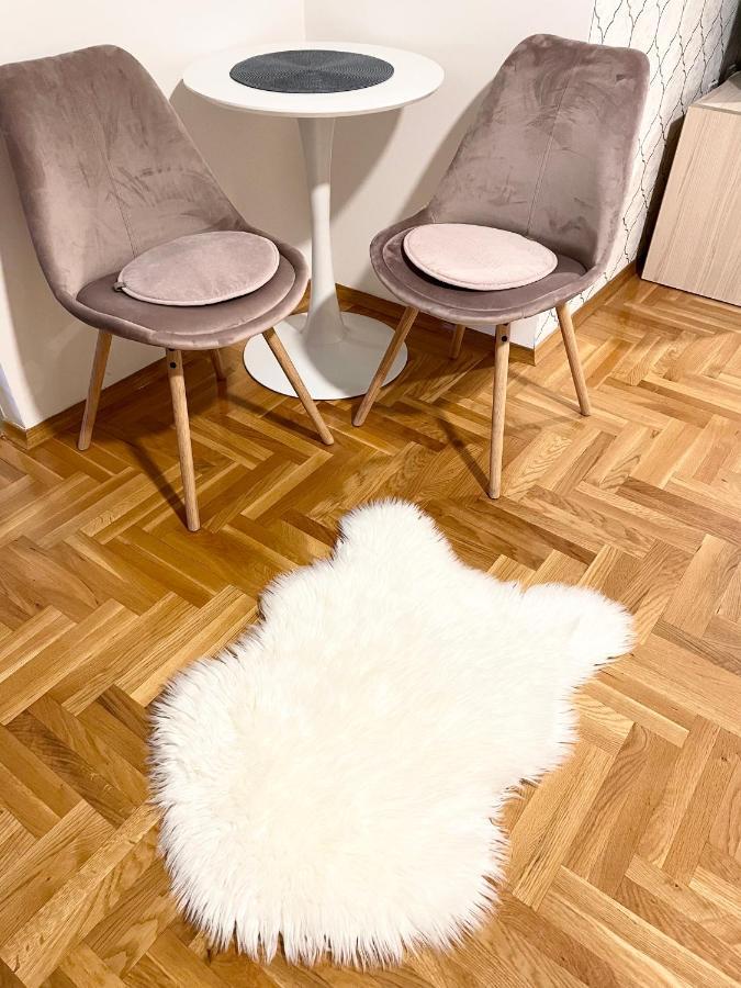 Center 1-setaliste *